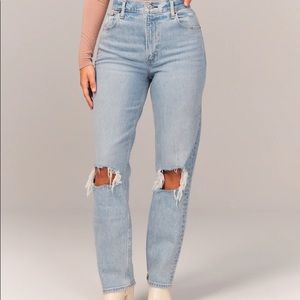 NWOT Abercrombie & Fitch 90’s Straight High Rise Curve Love Jeans Size 10 Long